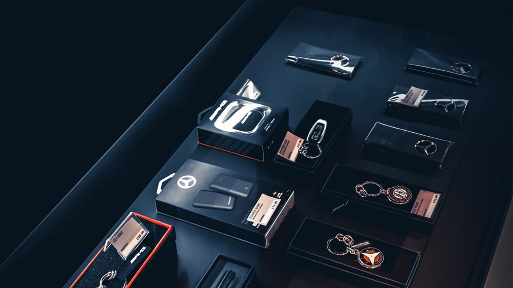 Mercedes-Benz Wakefield keyring display