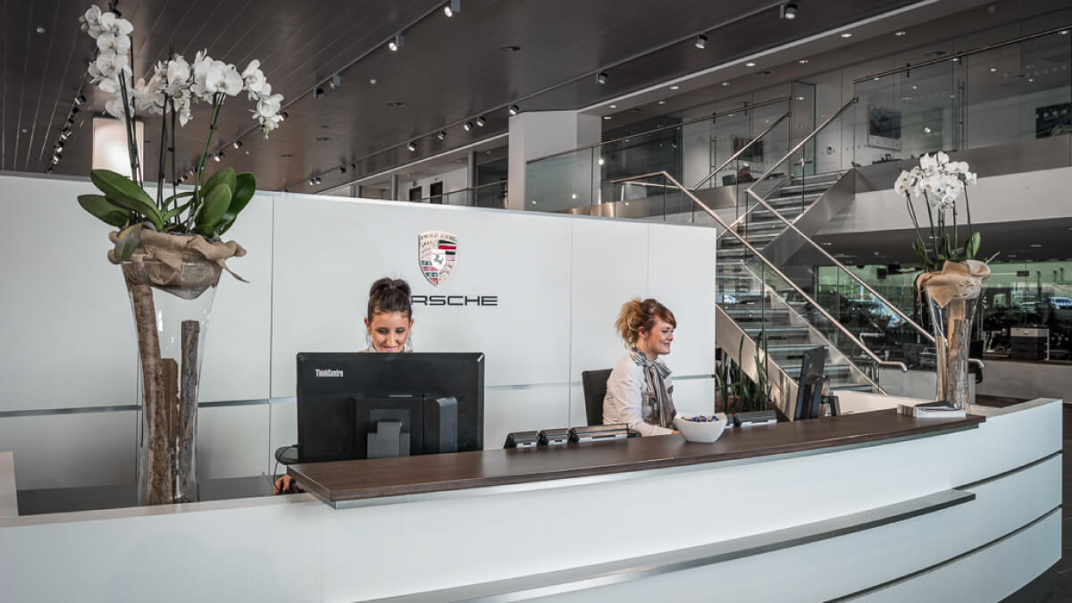 Porsche Wolves Reception