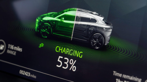 Jaguar I-PACE Charging Infotainment Screen