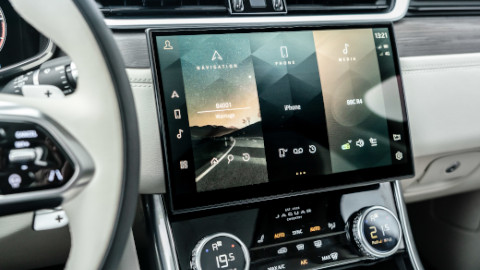 Jaguar Interior Technology