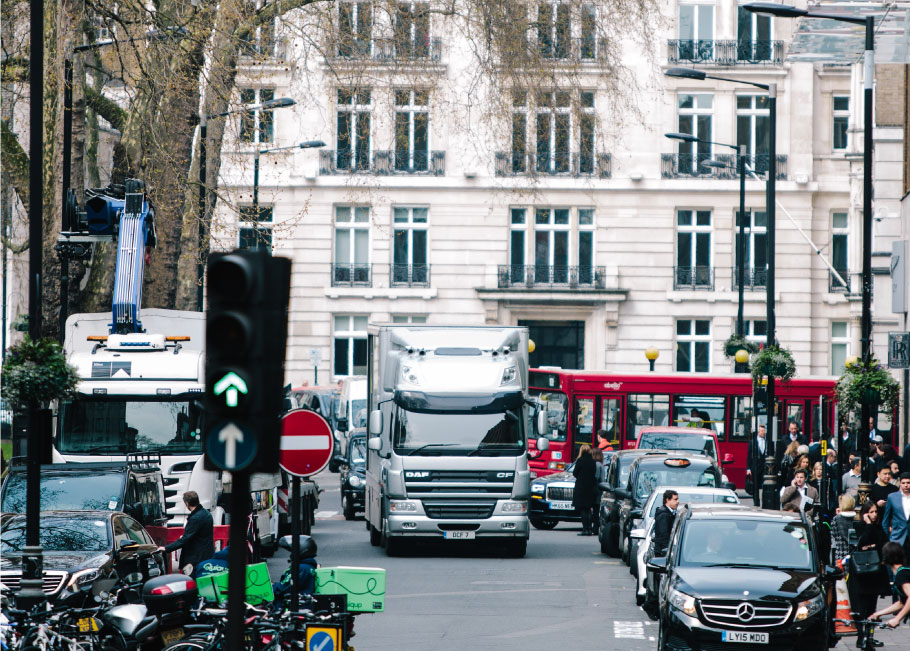 Jaguar Lightweight E-Type arriving in London.