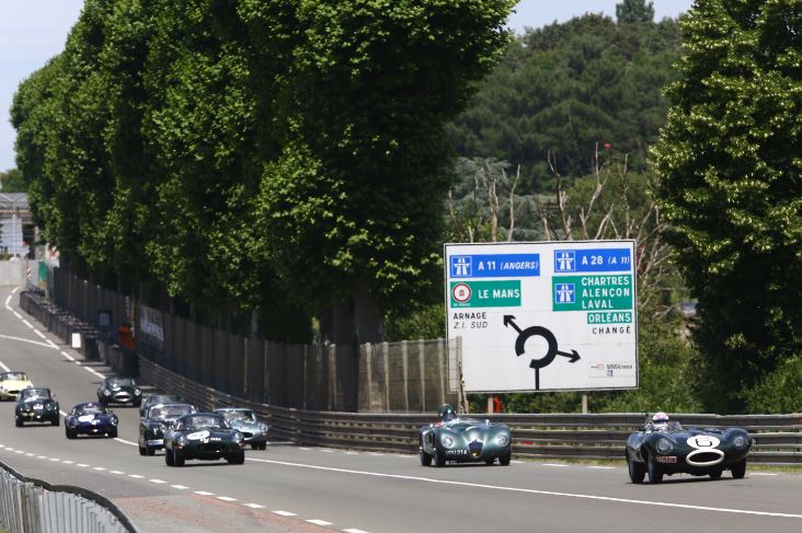 Le Mans road sign.