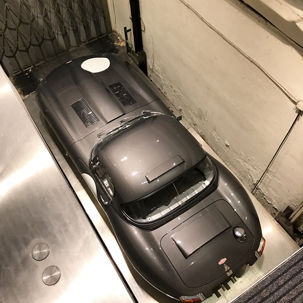 E-Type going down the lift.