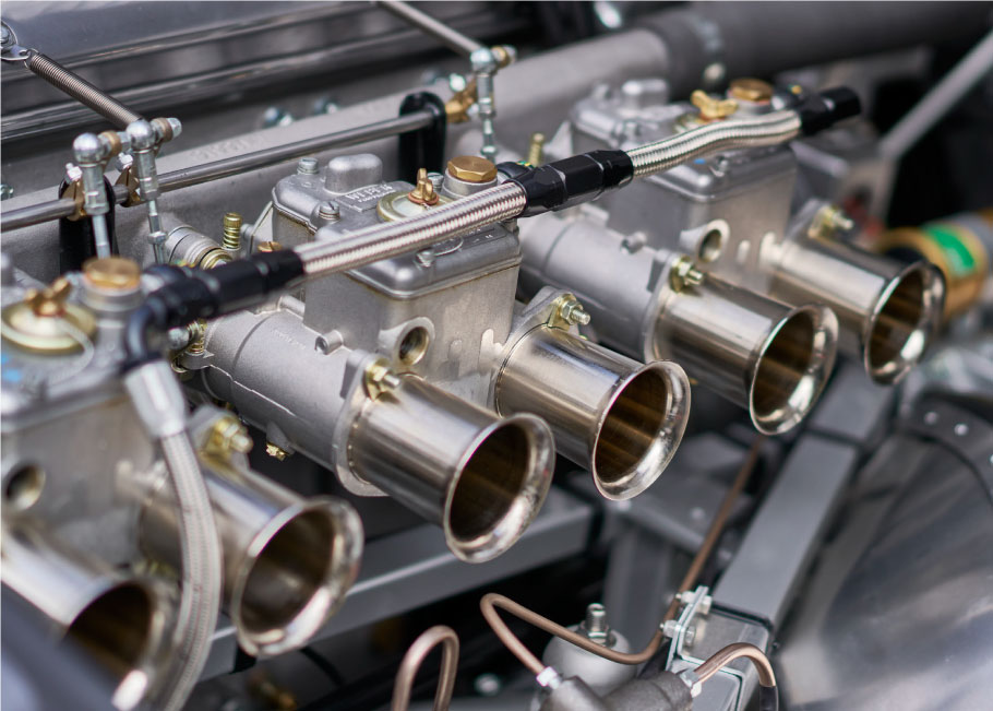 Jaguar Lightweight E-Type engine.