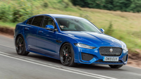 Jaguar XE R-Dynamic Driving Front