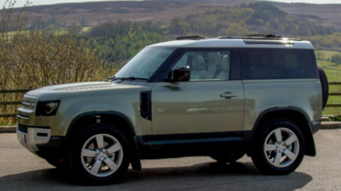 Land Rover Defender 90 Side