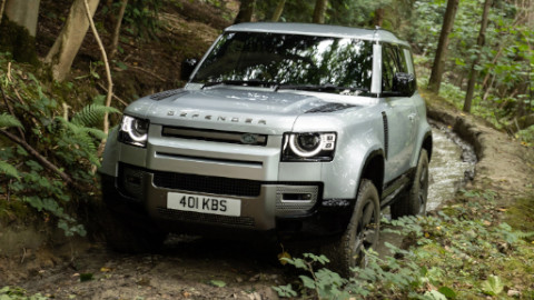 Land Rover Defender X Dynamic SE Exterior Front Off-Road