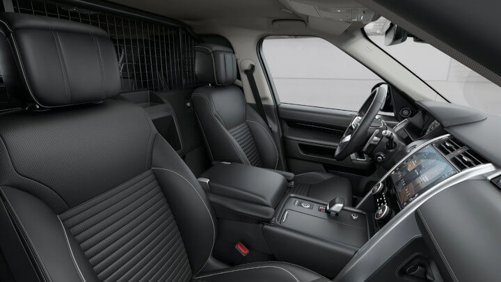 Land Rover Discovery Commercial Interior