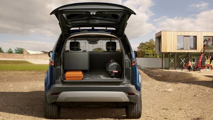 Land Rover Discovery Commercial Loadspace