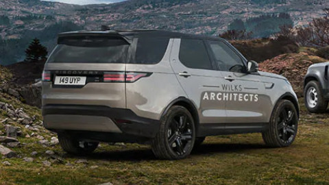 Land Rover Discovery Commercial Rear