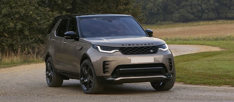 Land Rover Discovery, driving down country lane