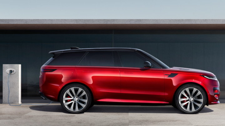 Range Rover Sport Electric Hybrid Large