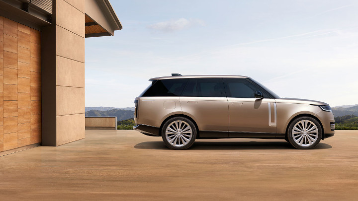 New Range Rover Exterior Side