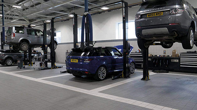 Land Rover Approved Servicing, MOT & Repairs