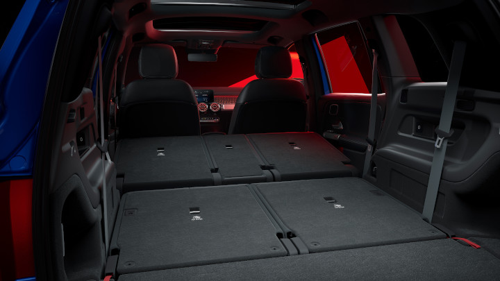 Mercedes-AMG GLB Interior Load