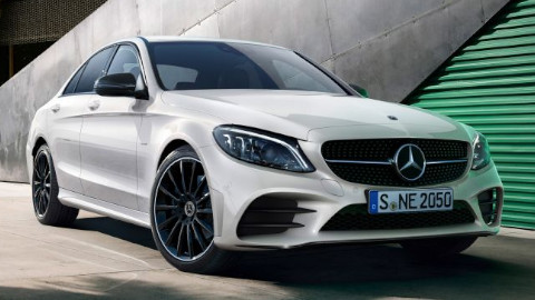 White Mercedes-Benz C-Class 