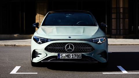 Mint Mercedes-Benz CLA Exterior Front Static