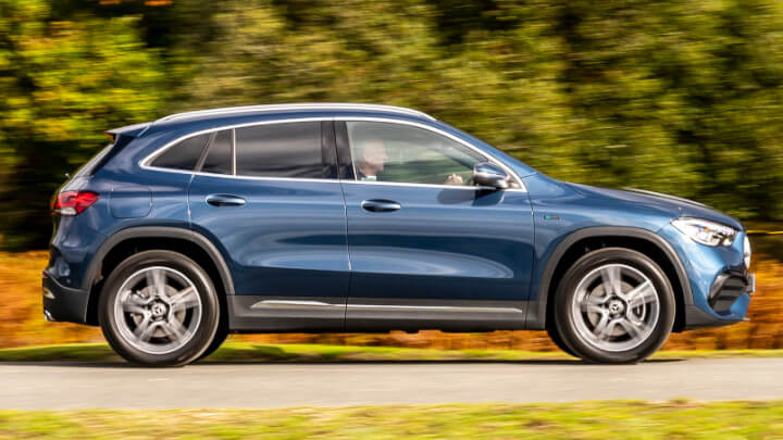 Mercedes-Benz GLA Plug-in Hybrid Side