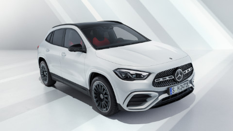 Mercedes-Benz GLA Front