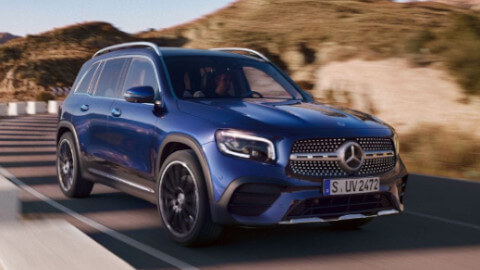 Mercedes-Benz GLB Driving