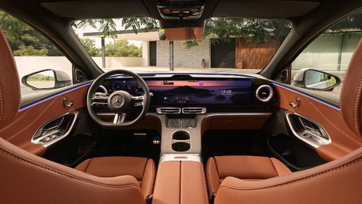 Mercedes GLC Electric Interior dashboard