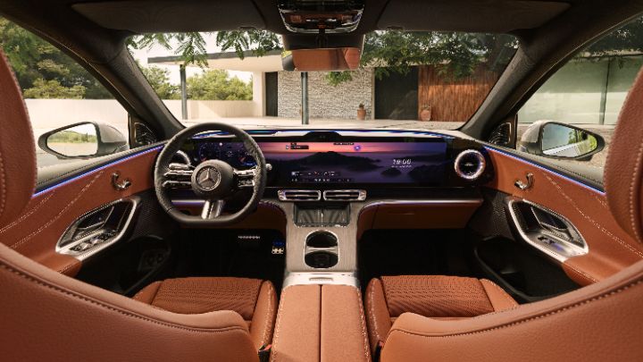 Mercedes Benz GLC interior brown leather interior