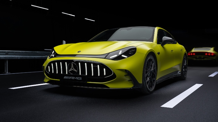 Green Mercedes-AMG GT 4 door coupe front 
