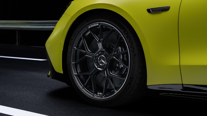 Green Mercedes-AMG GT 4 door coupe wheel close up