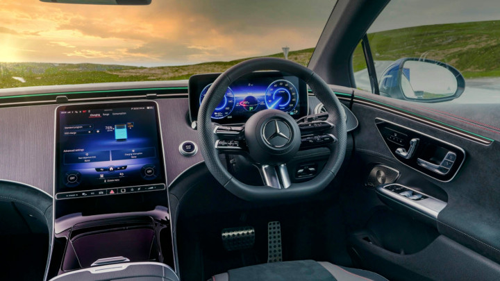 Mercedes-Benz EQE Interior