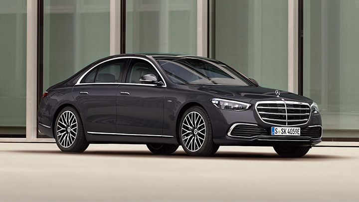 Black Mercedes-Benz S-Class Exterior Front Static
