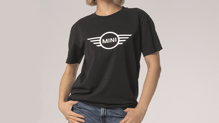 Studio shot of a MINI t shirt