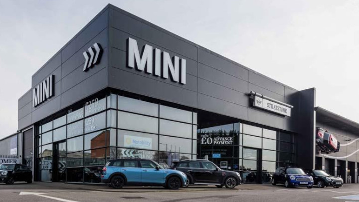 Stratstone MINI Dealership