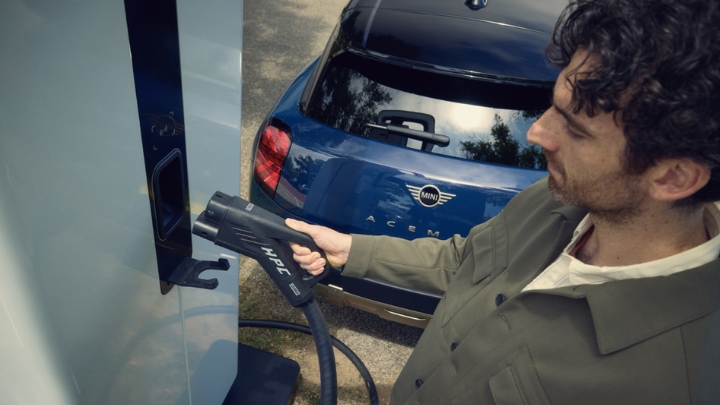 Blue Mini Aceman chargung 