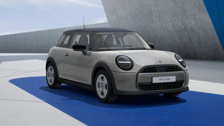 White MINI Cooper 3-Door Exterior Front Static