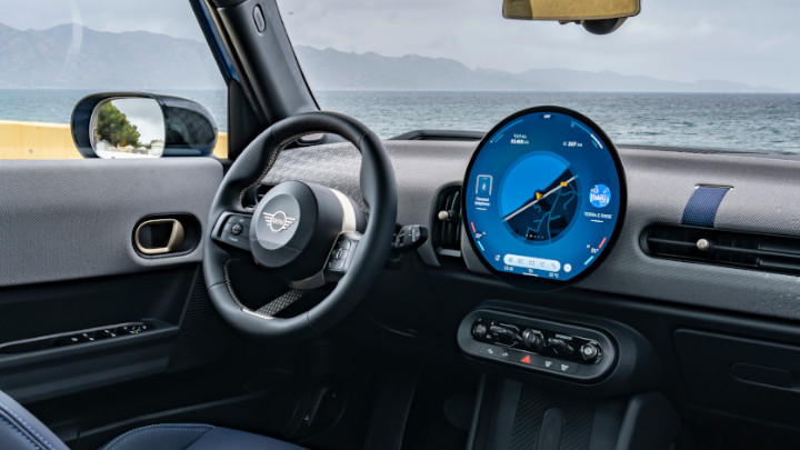 MINI Cooper 5-Door Interior