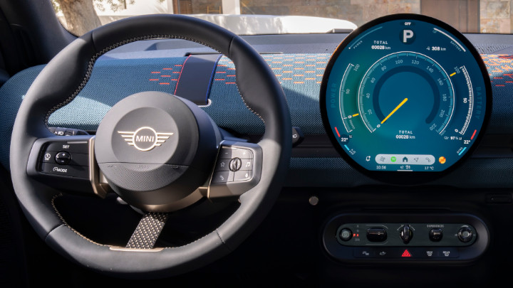 MINI Aceman interior