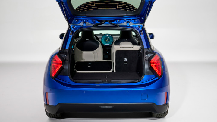 MINI Cooper Electric Boot