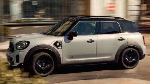 MINI Countryman PHEV Driving