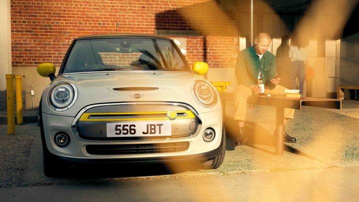 MINI Electric Front