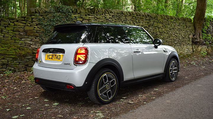 MINI Electric, rear quarter