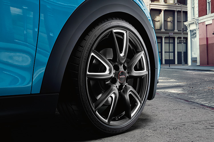 tailored brake pad prices