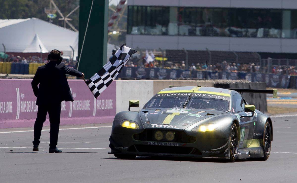 aston martin racing at le mans