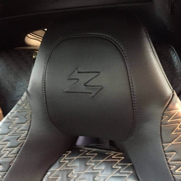 aston martin vanquish zagato interior