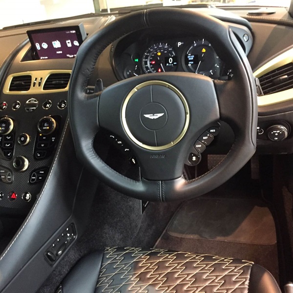 aston martin vanquish zagato interior