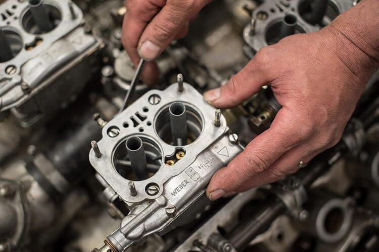 maintenance on ferrari