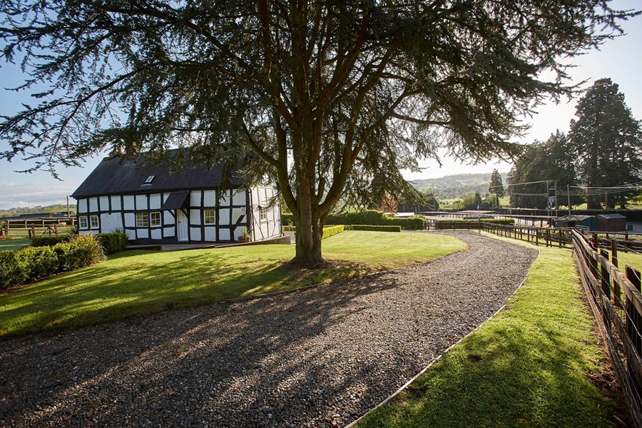 shelsley walsh hill climb race track