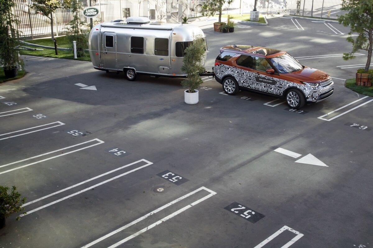 land rover discovery best towing car 2017