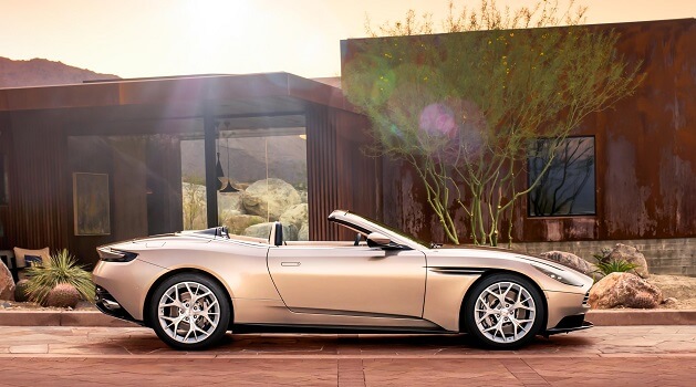 aston martin db11 volante v8