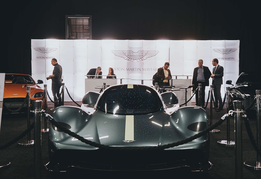 aston martin valkyrie