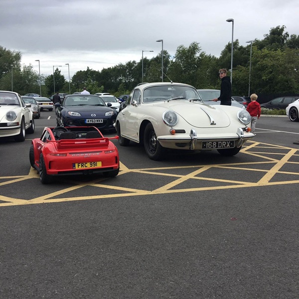 childrens porsche rideon